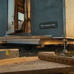Tiny house fixe posée au sol, stabilité et nivellement