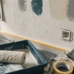Peinture pour crepis interieur sur mur texturé, rouleau et sous-couche